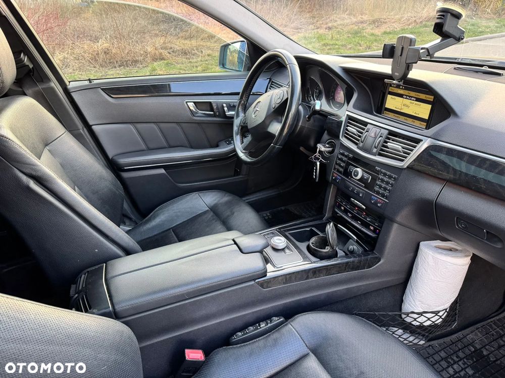 Mercedes-Benz Klasa E 350 CDI DPF 4Matic BlueEFFICIENCY 7G-TRONIC Avantgarde - 8