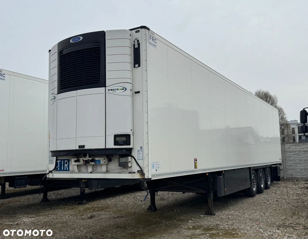 Używany Schmitz Cargobull CARRIER Vector 1550 Spalinowo-Elektr. Oś ...