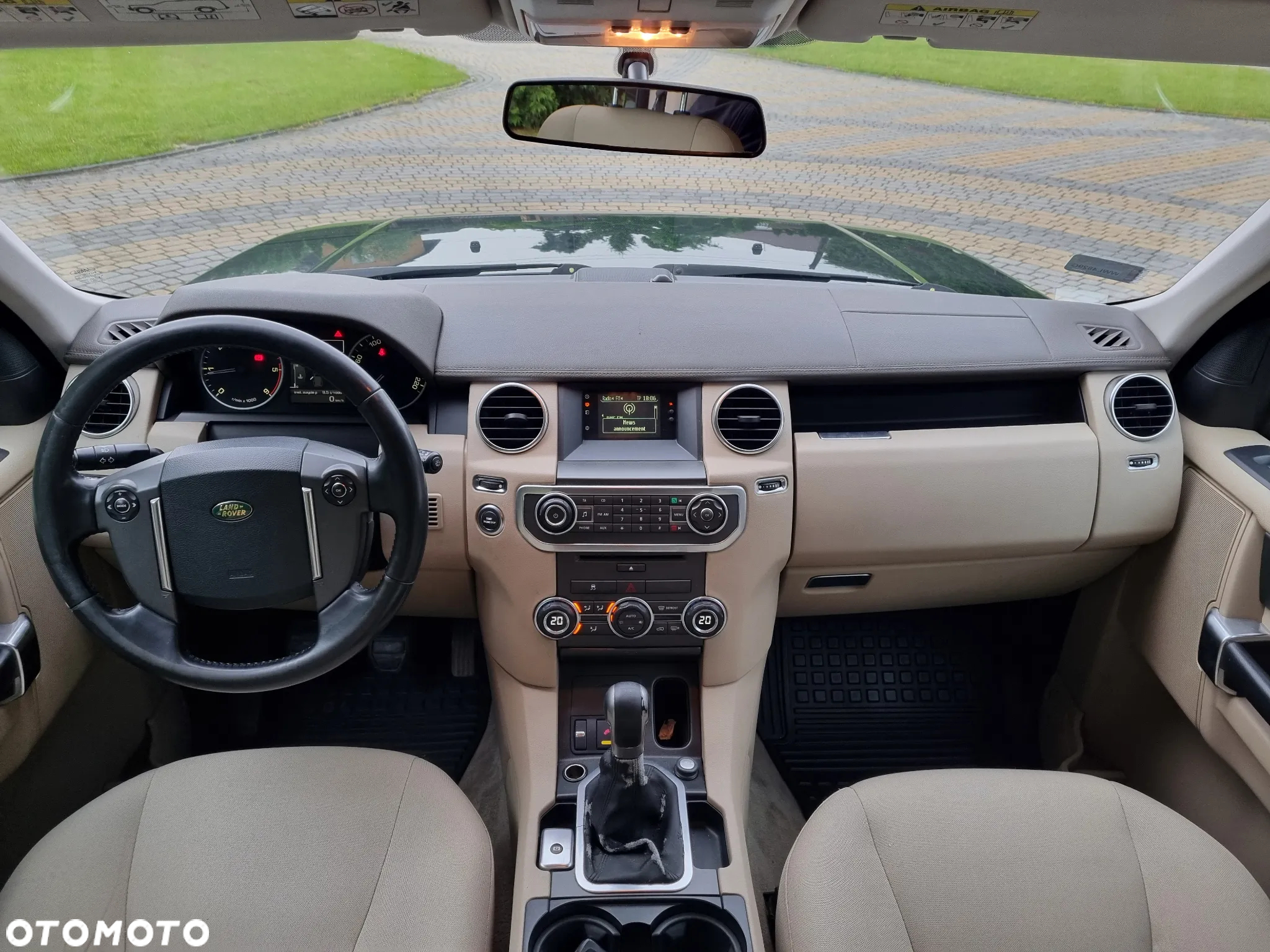 Land Rover Discovery IV 2.7D V6 S - 6
