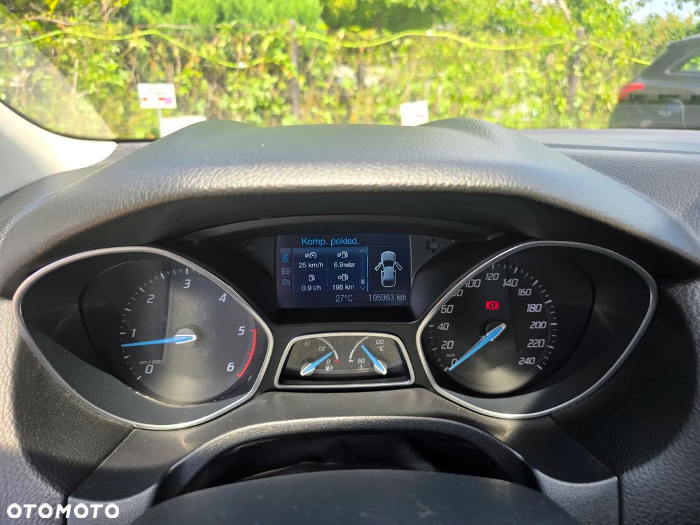 Ford Focus - 25