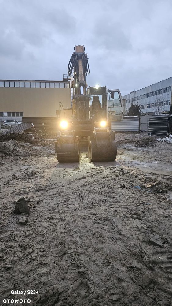 Liebherr A 900 C - 13