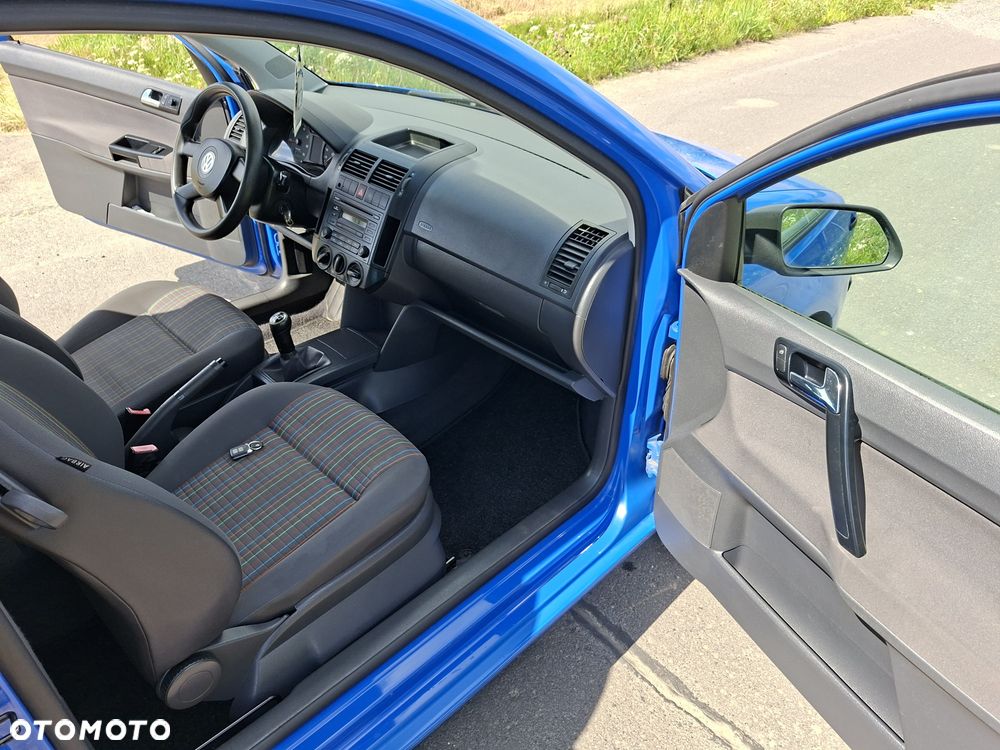 Volkswagen Polo - 8