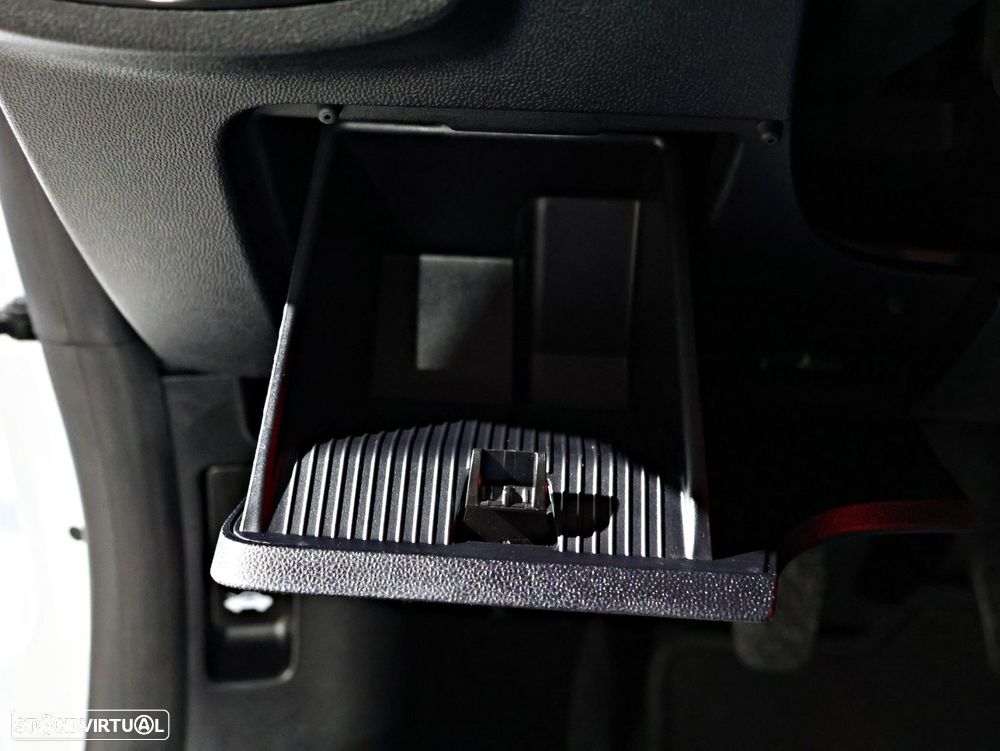 Ford Fiesta 1.1 Ti-VCT Connected - 26