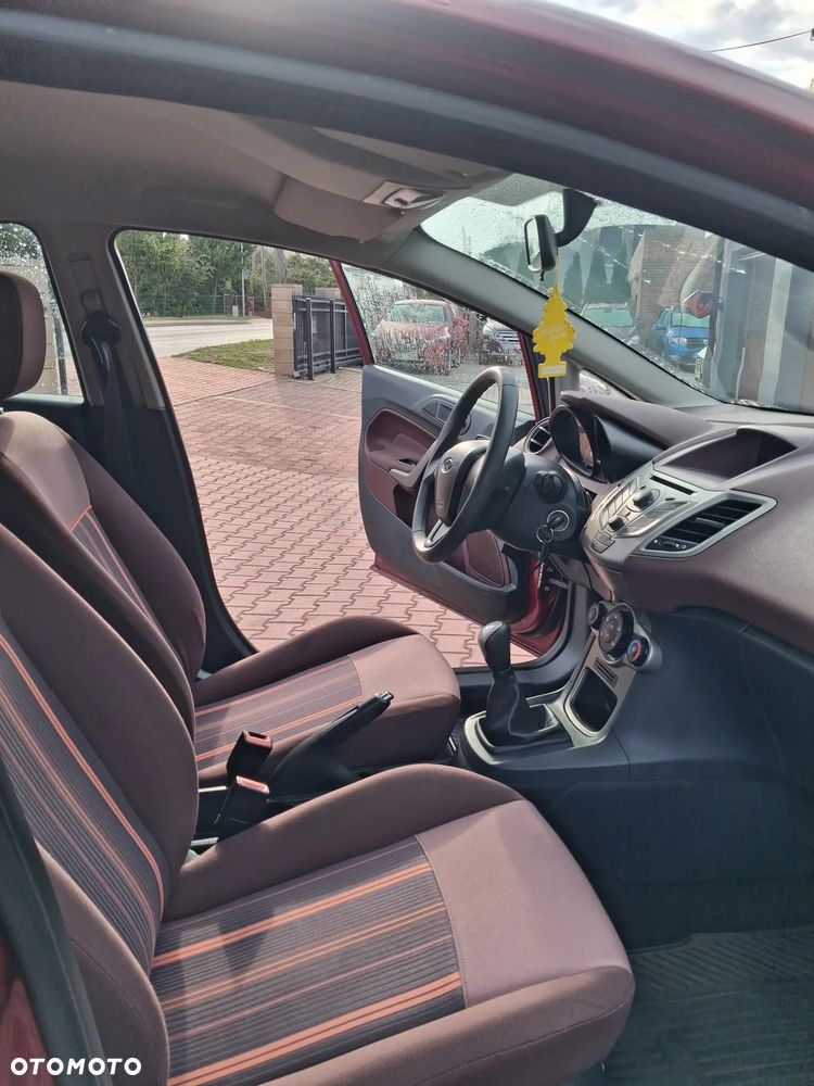 Ford Fiesta - 11