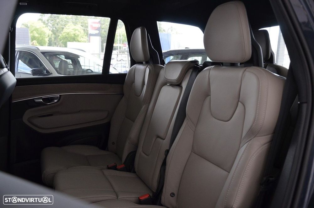 Volvo XC 90 2.0 T8 PHEV Plus Dark AWD - 16