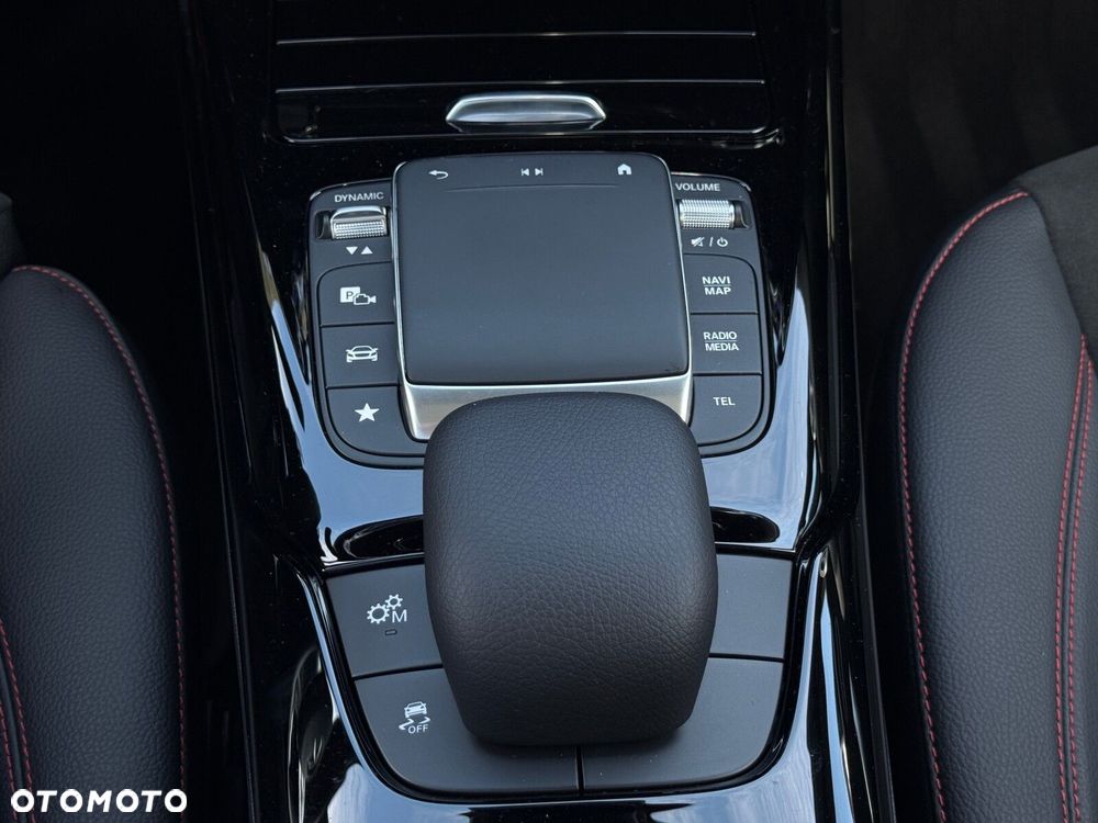 Mercedes-Benz CLA AMG 35 4-Matic 7G-DCT - 23