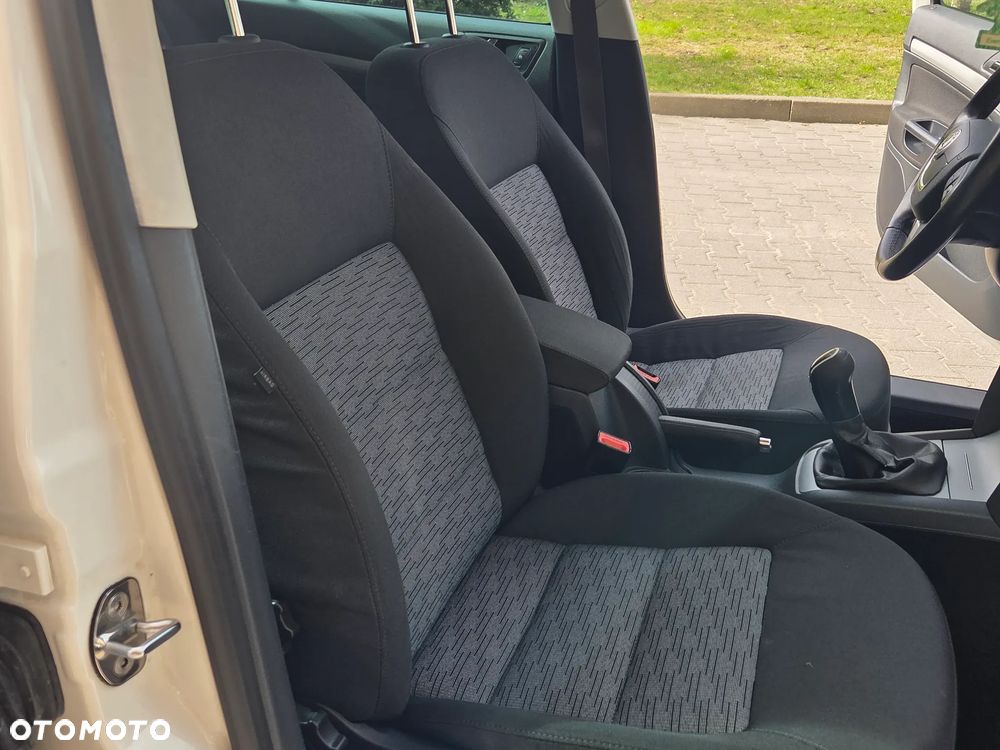 Skoda Octavia 2.0 TDI DPF Sport Edition - 27