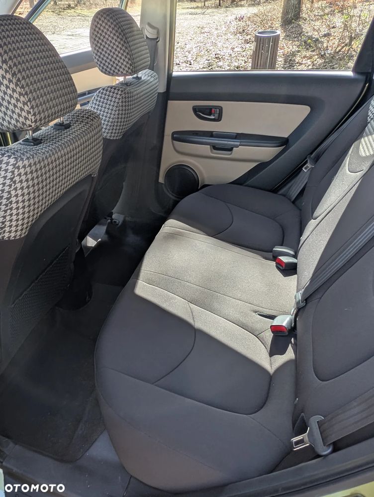 Kia Soul 1.6 XL - 5
