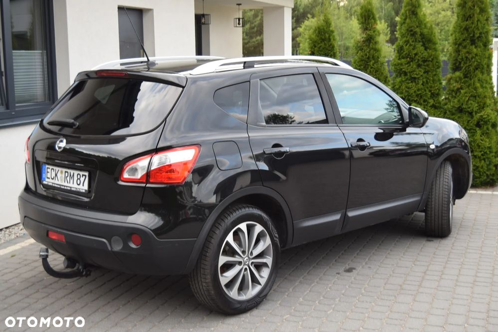 Nissan Qashqai 2.0 dCi 4 x 4 DPF tekna - 13