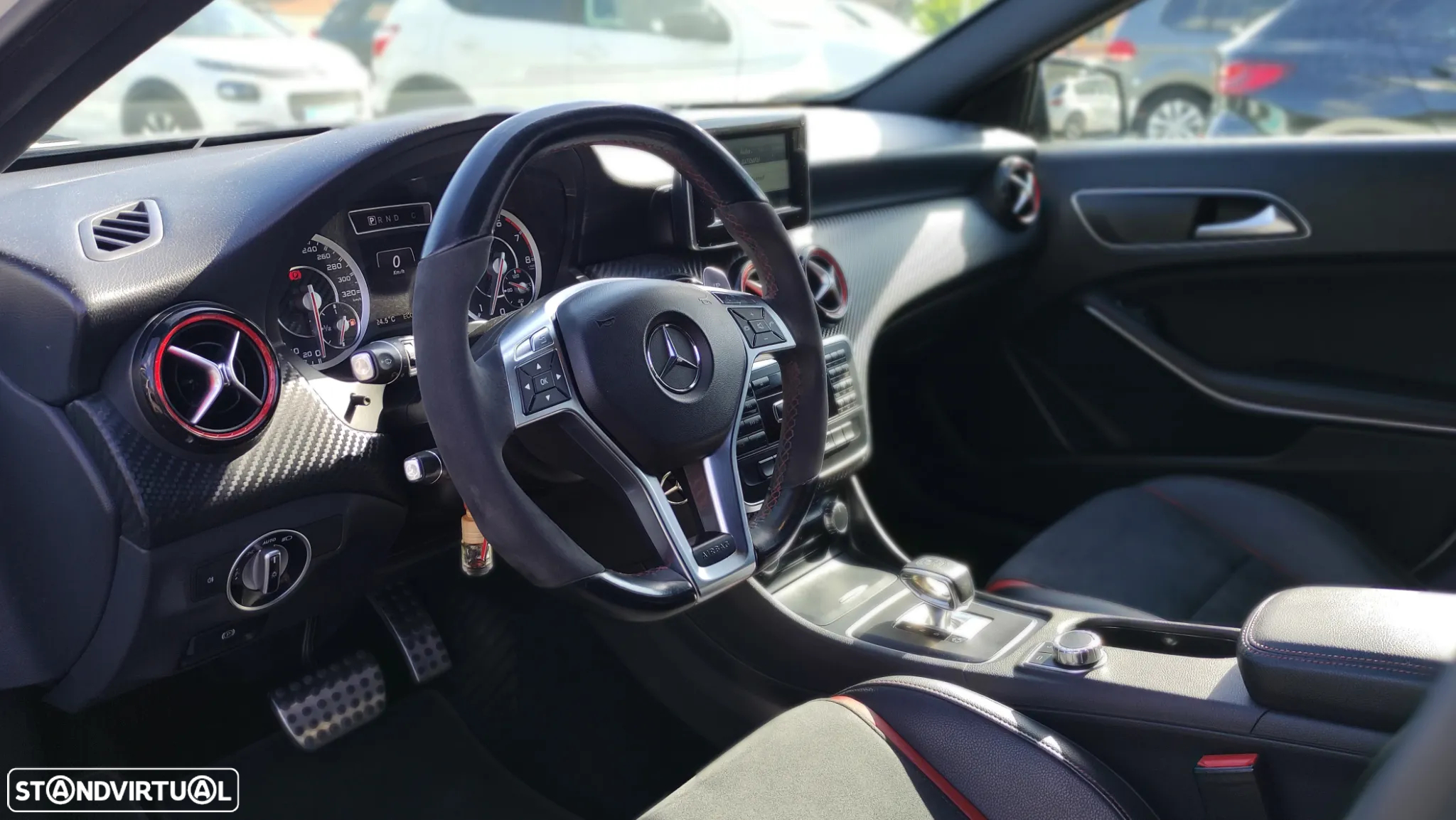Mercedes-Benz A 45 AMG 4Matic Speedshift 7G-DCT - 14