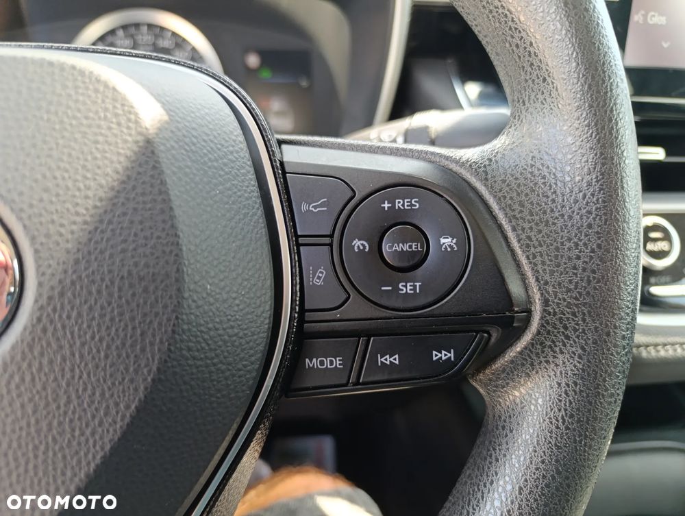 Toyota Corolla 1.8 Hybrid Comfort - 23