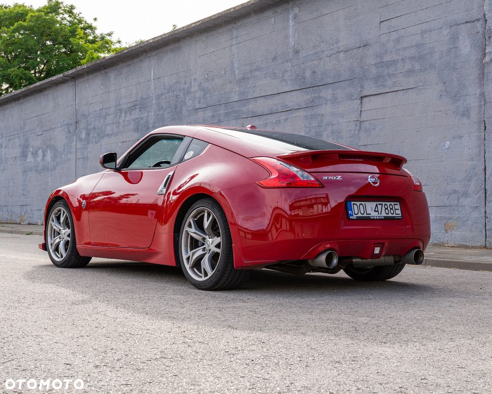 Nissan 370 Z - 10