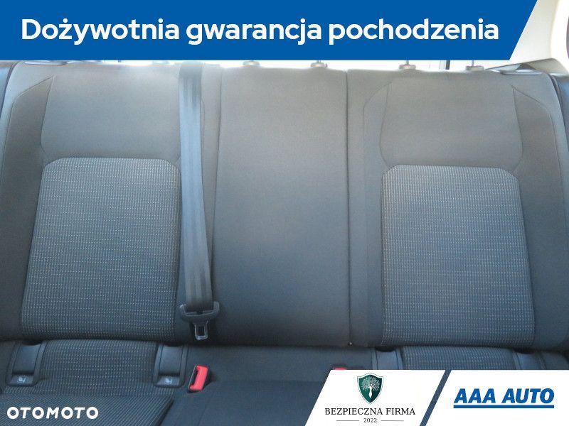 Volkswagen Golf - 12