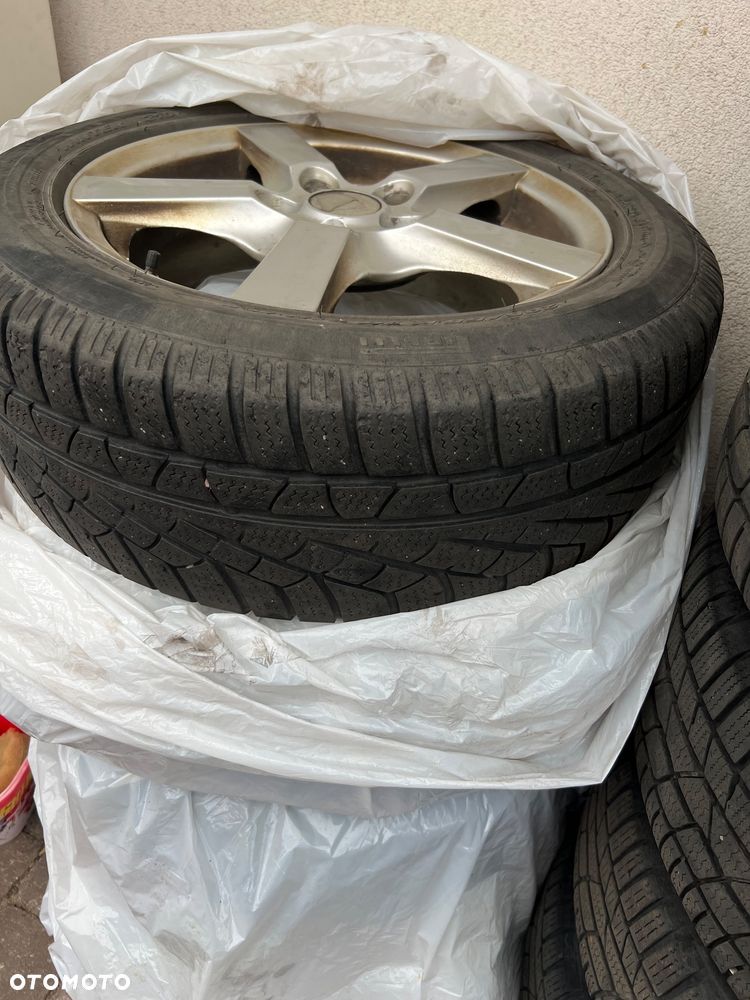 Mazda 3 2.0 Sport - 17