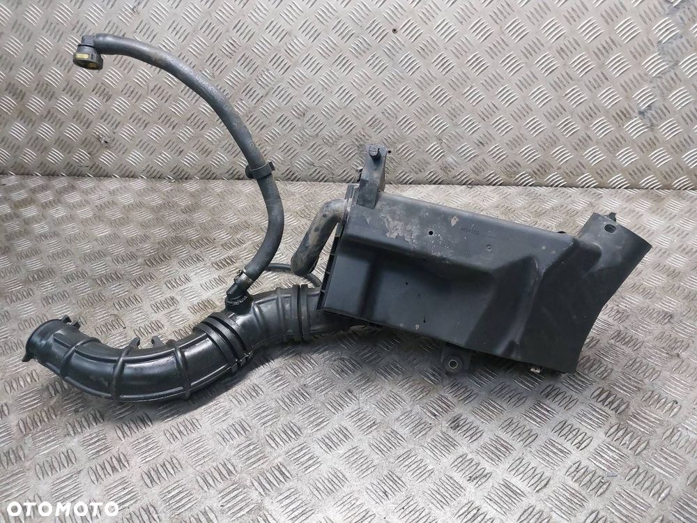 OBUDOWA FILTRA + PRZEPŁYWOMIERZ + RURA DOLOT VOLVO V40 I LIFT 1.9 DI - 4