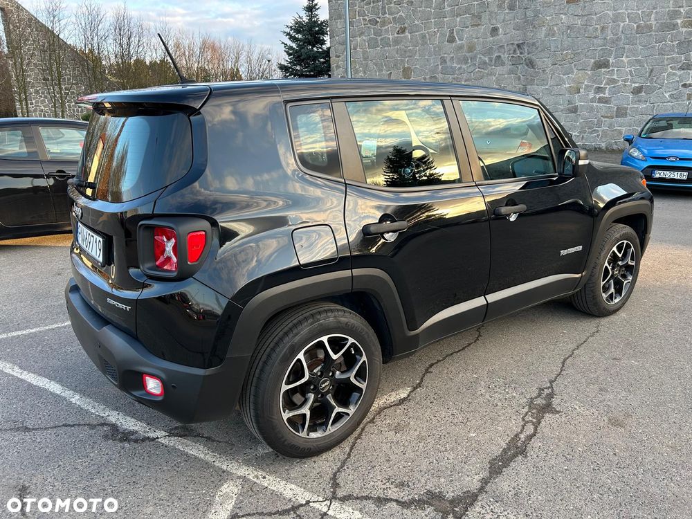 Jeep Renegade 1.6 E-TorQ Sport FWD - 4