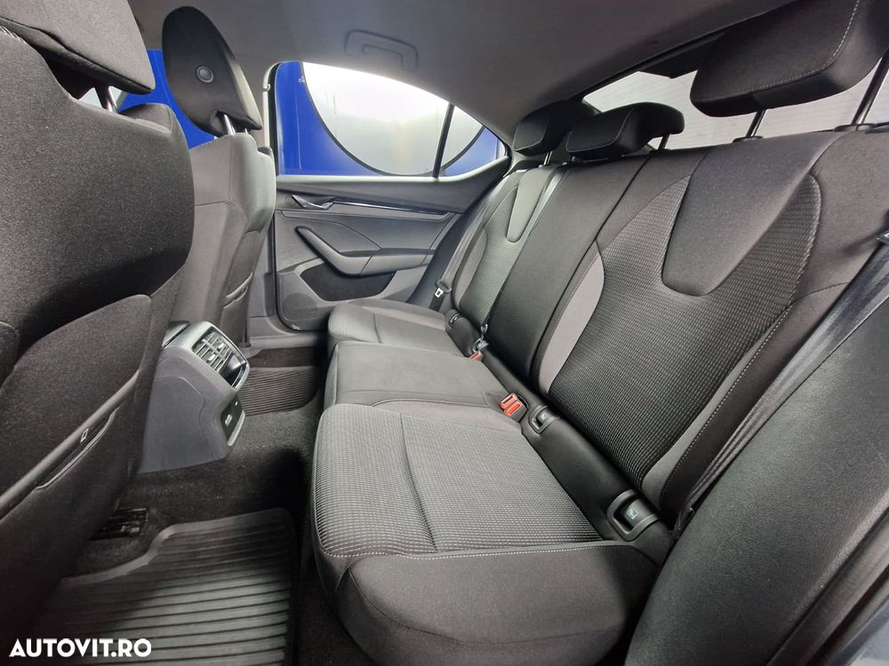Skoda Octavia 2.0 TDI 4X4 DSG Ambition - 28