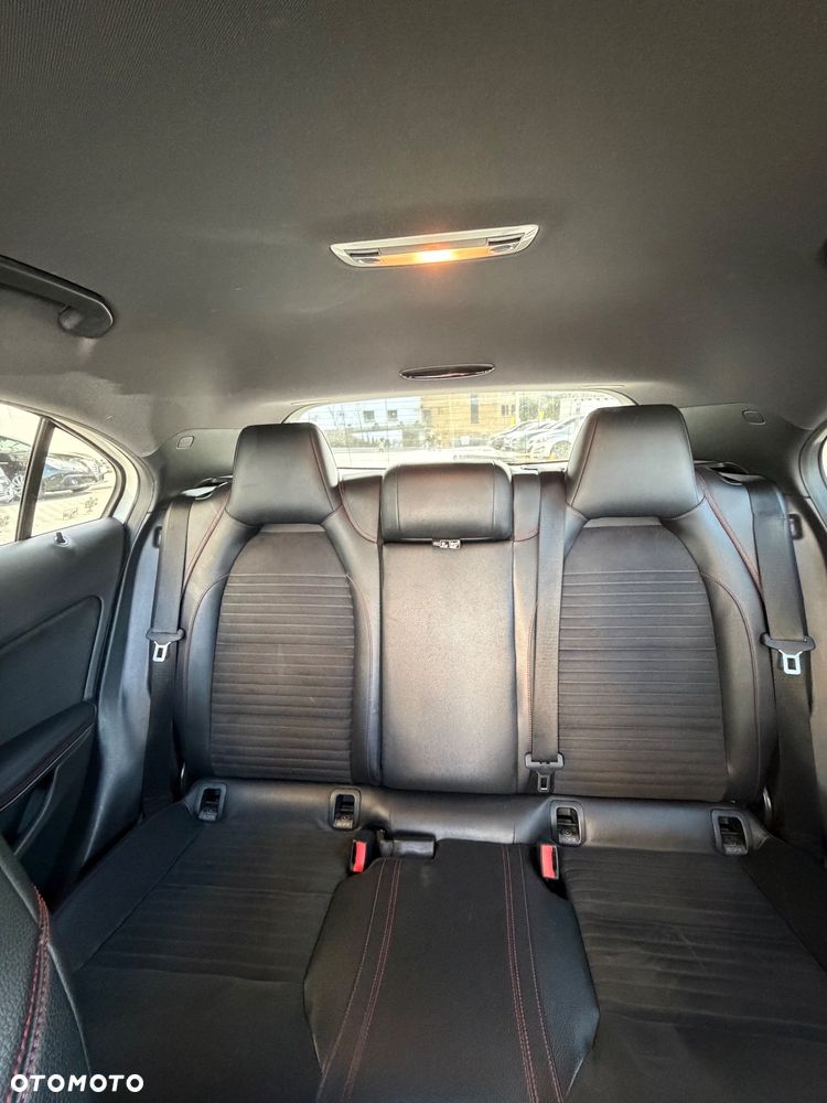 Mercedes-Benz Klasa A 200 AMG Line - 11