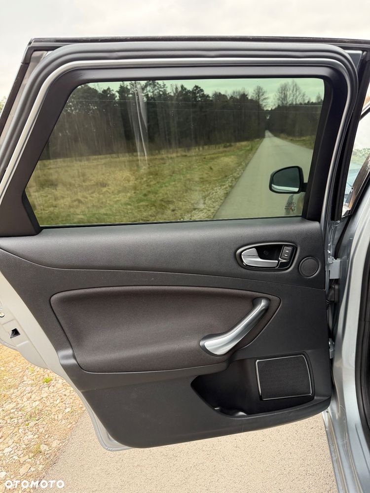 Ford Mondeo 2.0 TDCi Viva Titanium - 12