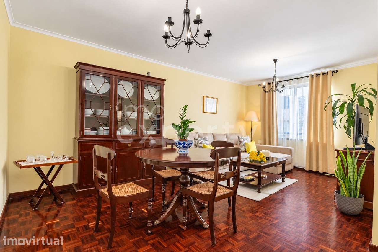 Apartamento T3 com 112,5 m2 em São Martinho, Funchal - Grande imagem: 2/40
