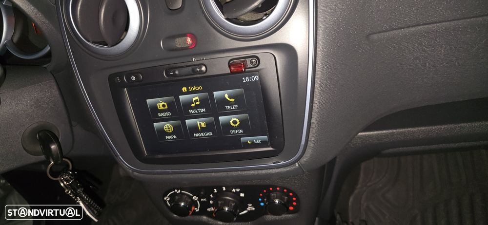 Dacia Lodgy 1.5 dCi Stepway 7L - 12