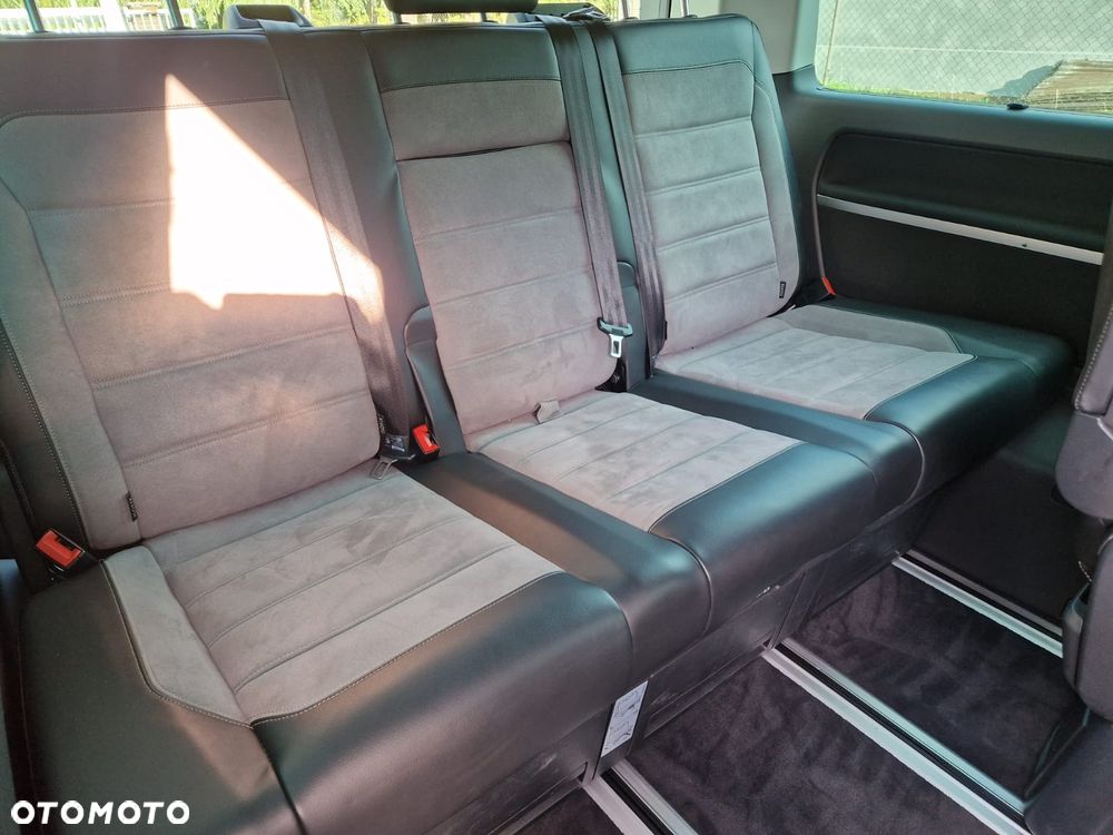 Volkswagen Multivan - 14