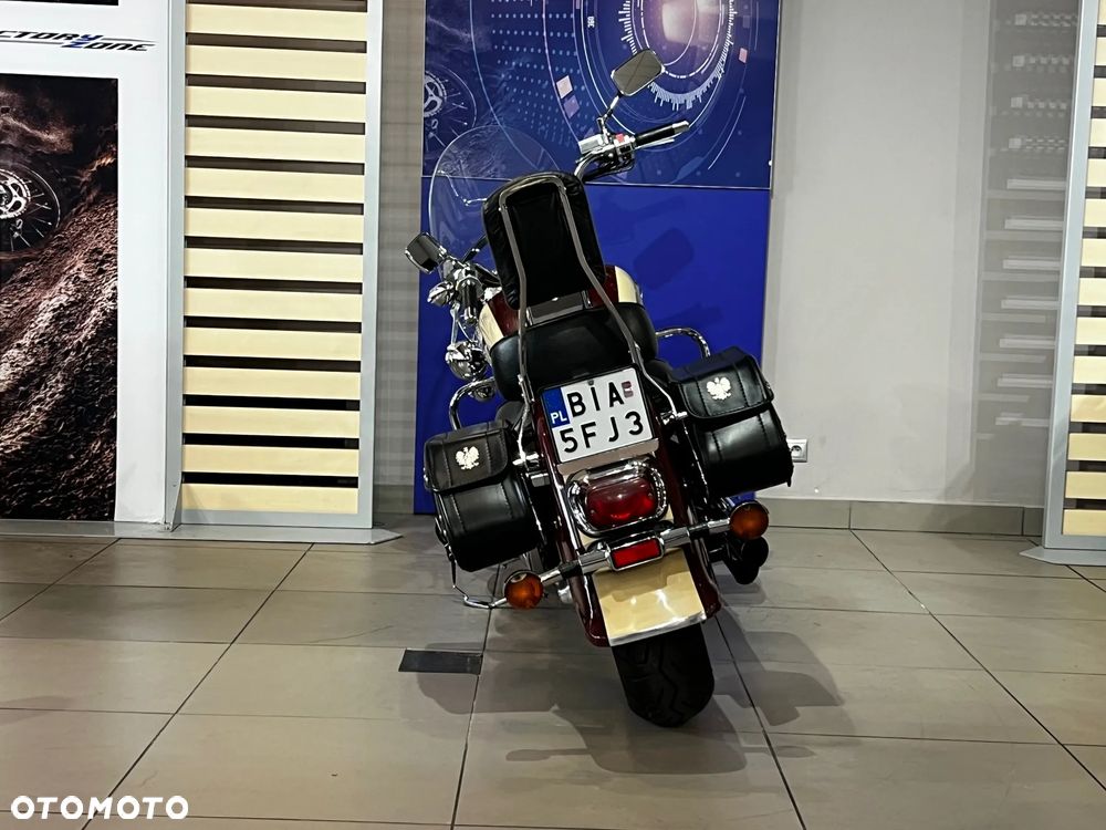 Suzuki Intruder - 4