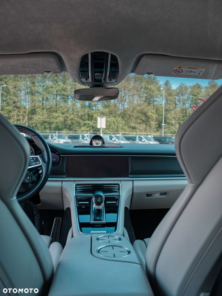 Porsche Panamera - 29