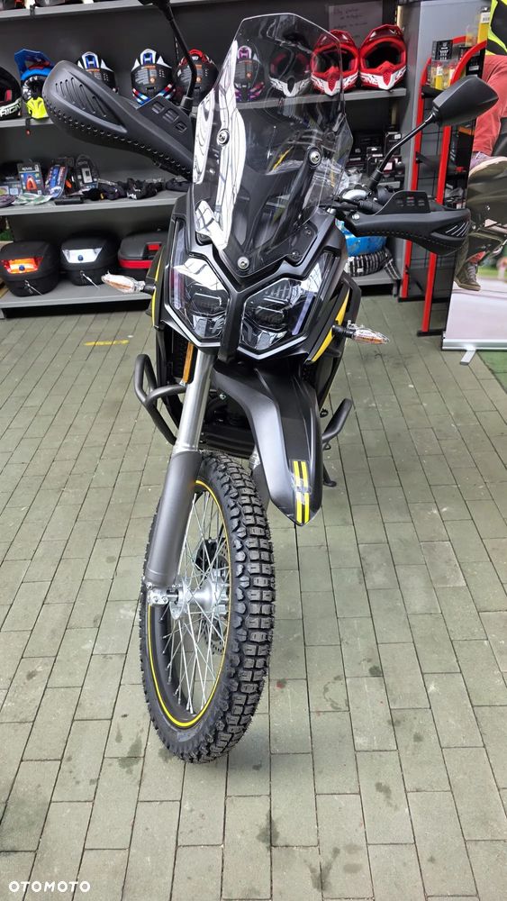 VOGE 300GY RALLY - 5