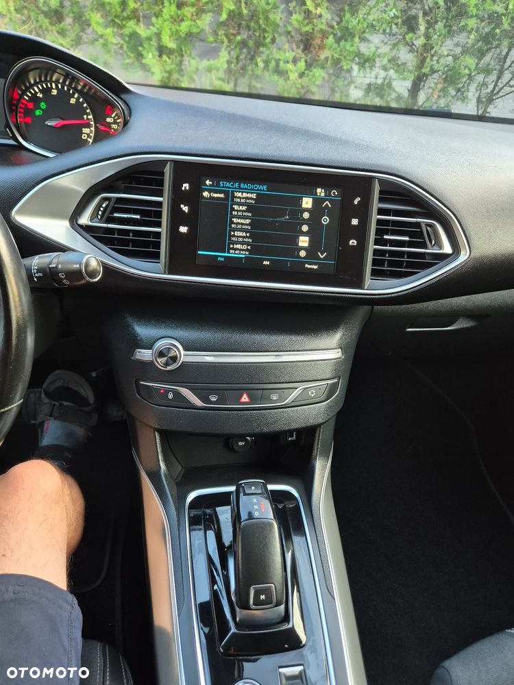 Peugeot 308 1.5 BlueHDi GT S&S EAT8 - 16