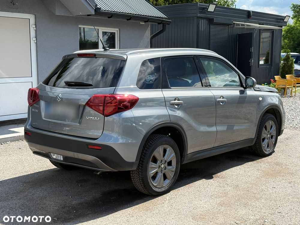 Suzuki Vitara 1.0 Boosterjet Premium 2WD - 11