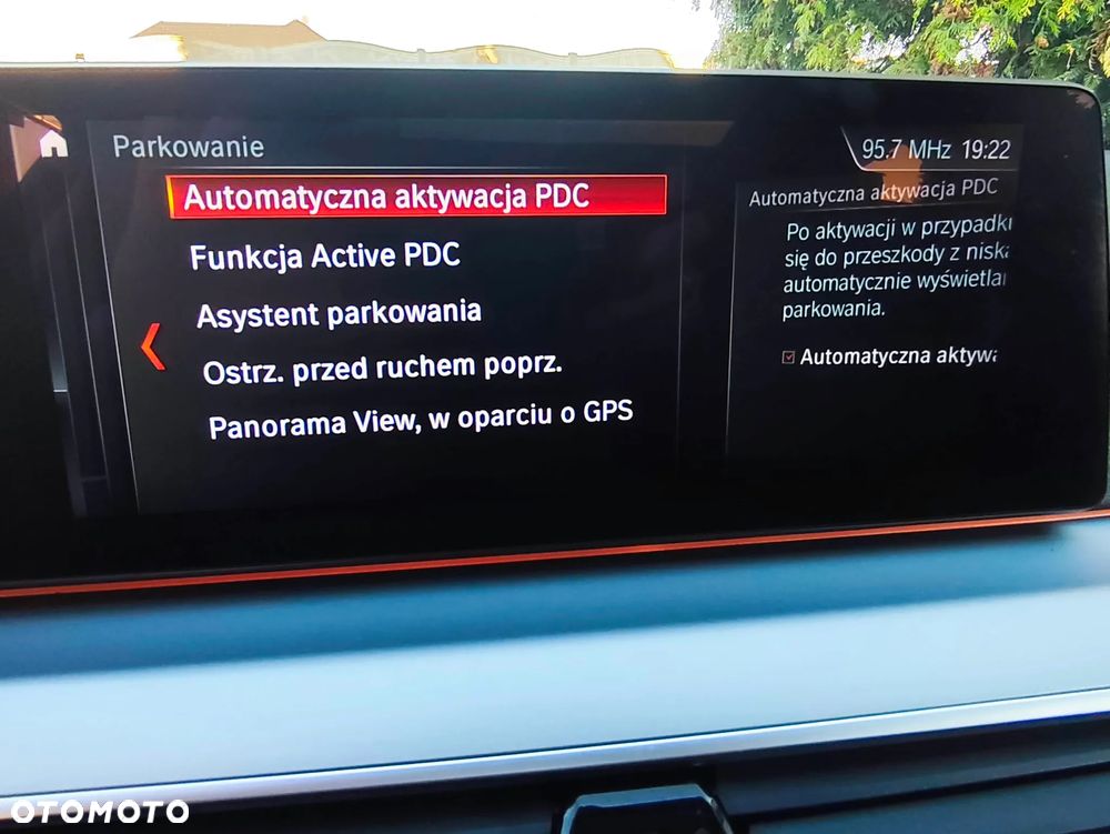 BMW Seria 5 520i GPF Luxury Line sport - 33