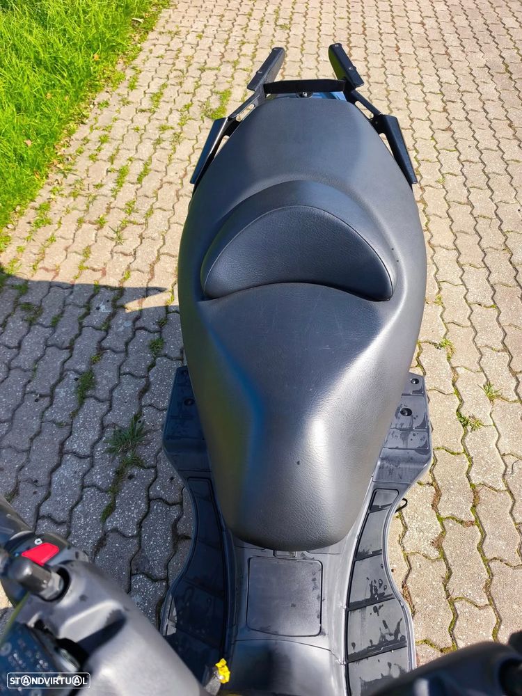 Suzuki Burgman 125 - 8