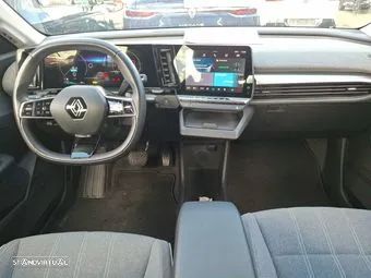 Renault Mégane E-Tech EV60 Evolution Autonomia Conforto - 12