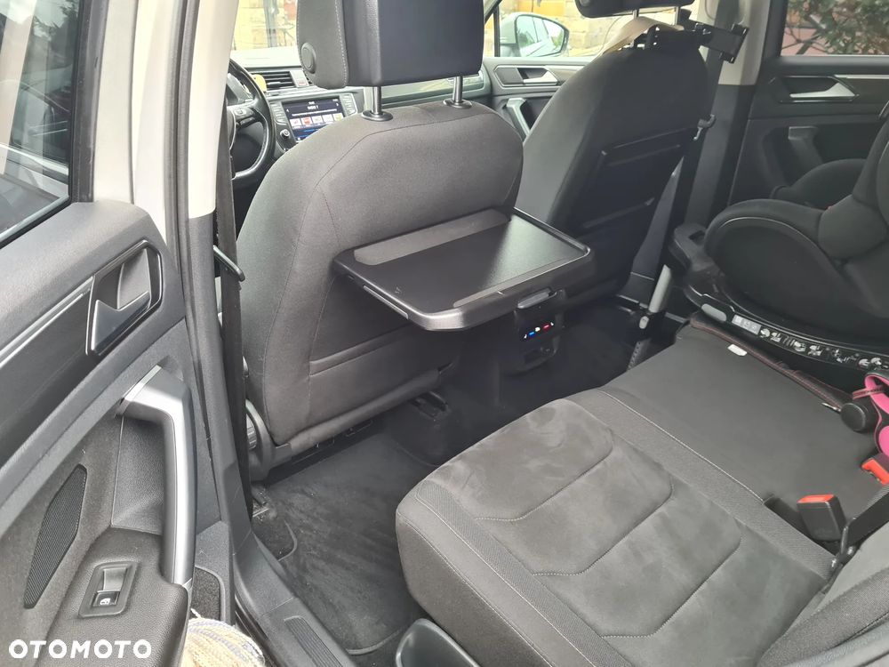 Volkswagen Tiguan - 10