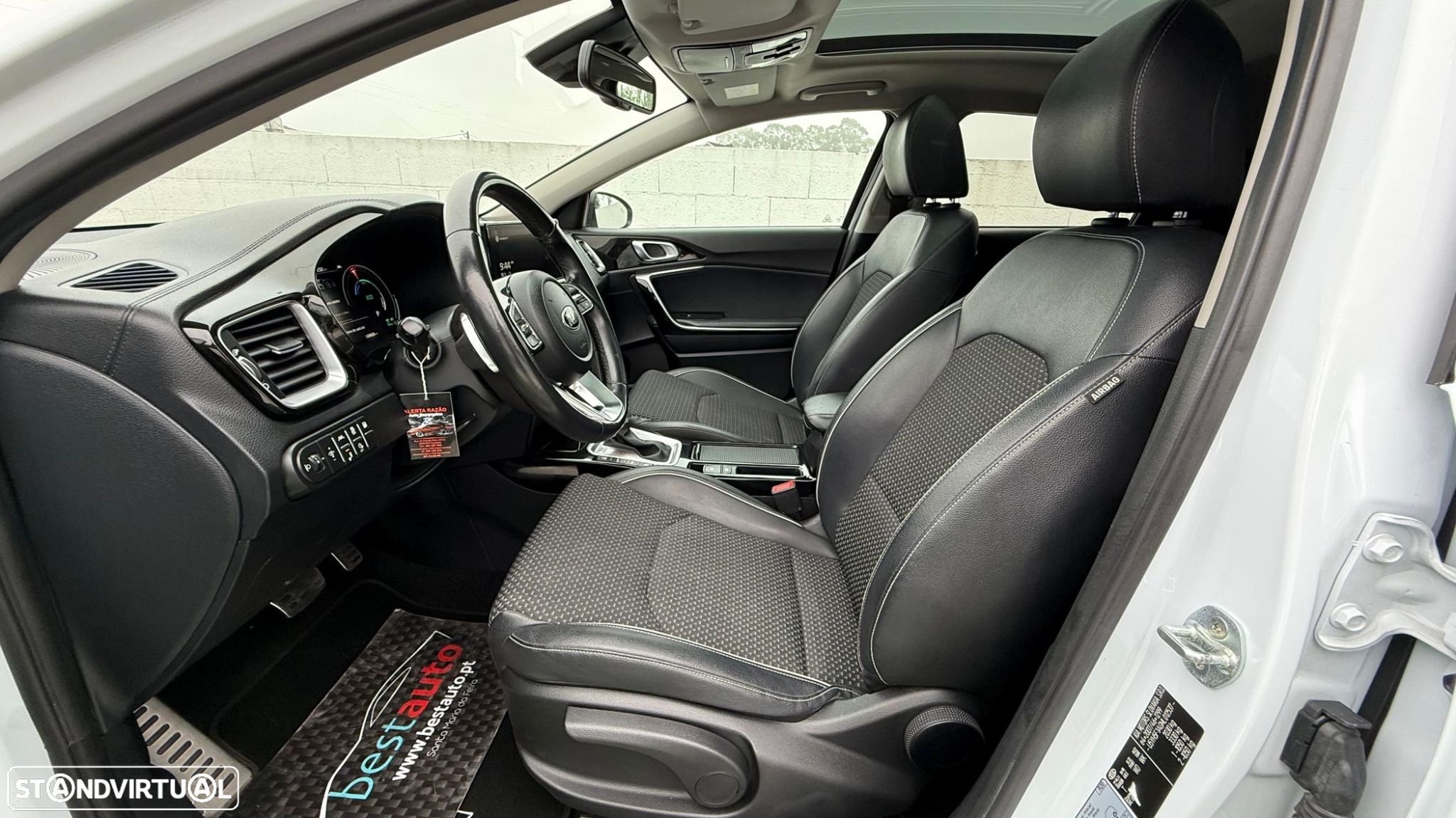 Kia XCeed 1.6 GDi PHEV Drive - 19