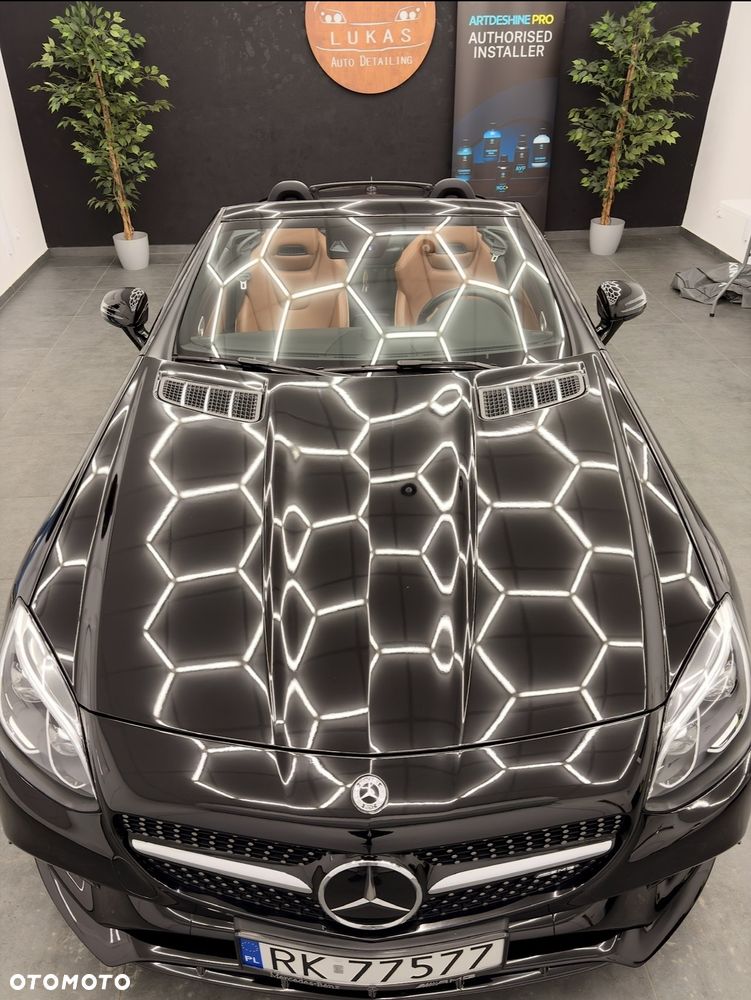 Mercedes-Benz SLC AMG 43 9G-TRONIC - 9