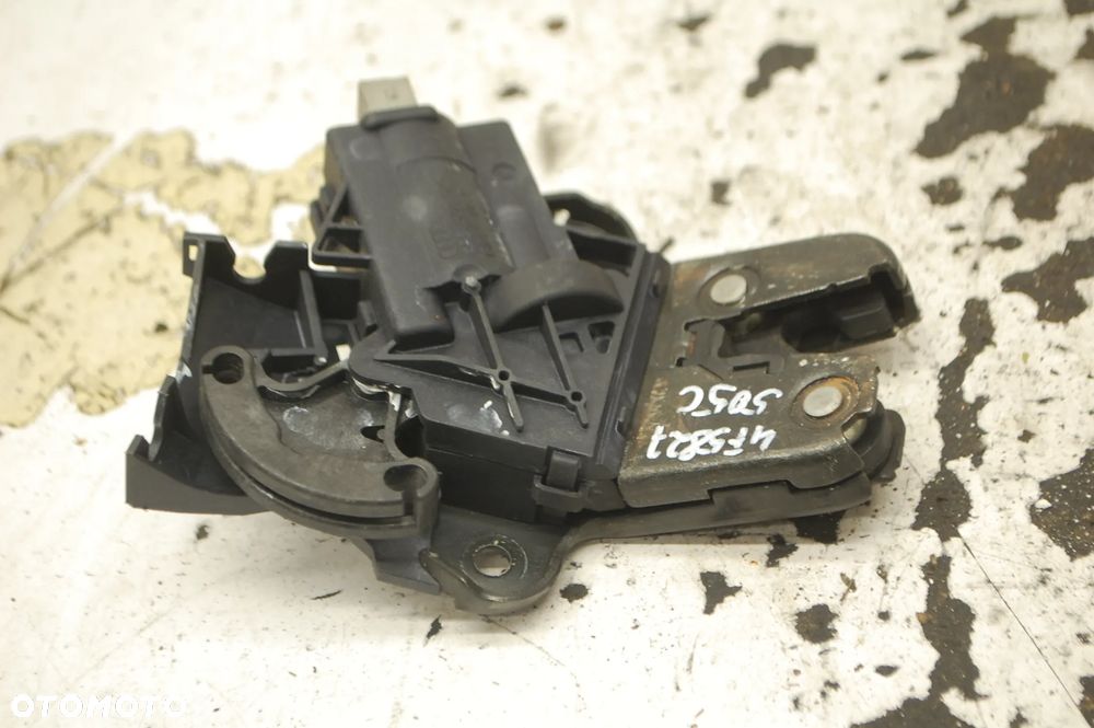 ZAMEK KLAPY BAGAŻNIKA TYŁ TYLNY 4E0827645A AUDI A6 C6 SEDAN A4 B8 KOMBI 8K9827505 4F5827505C VW PASSAT B6 SEDAN - 9