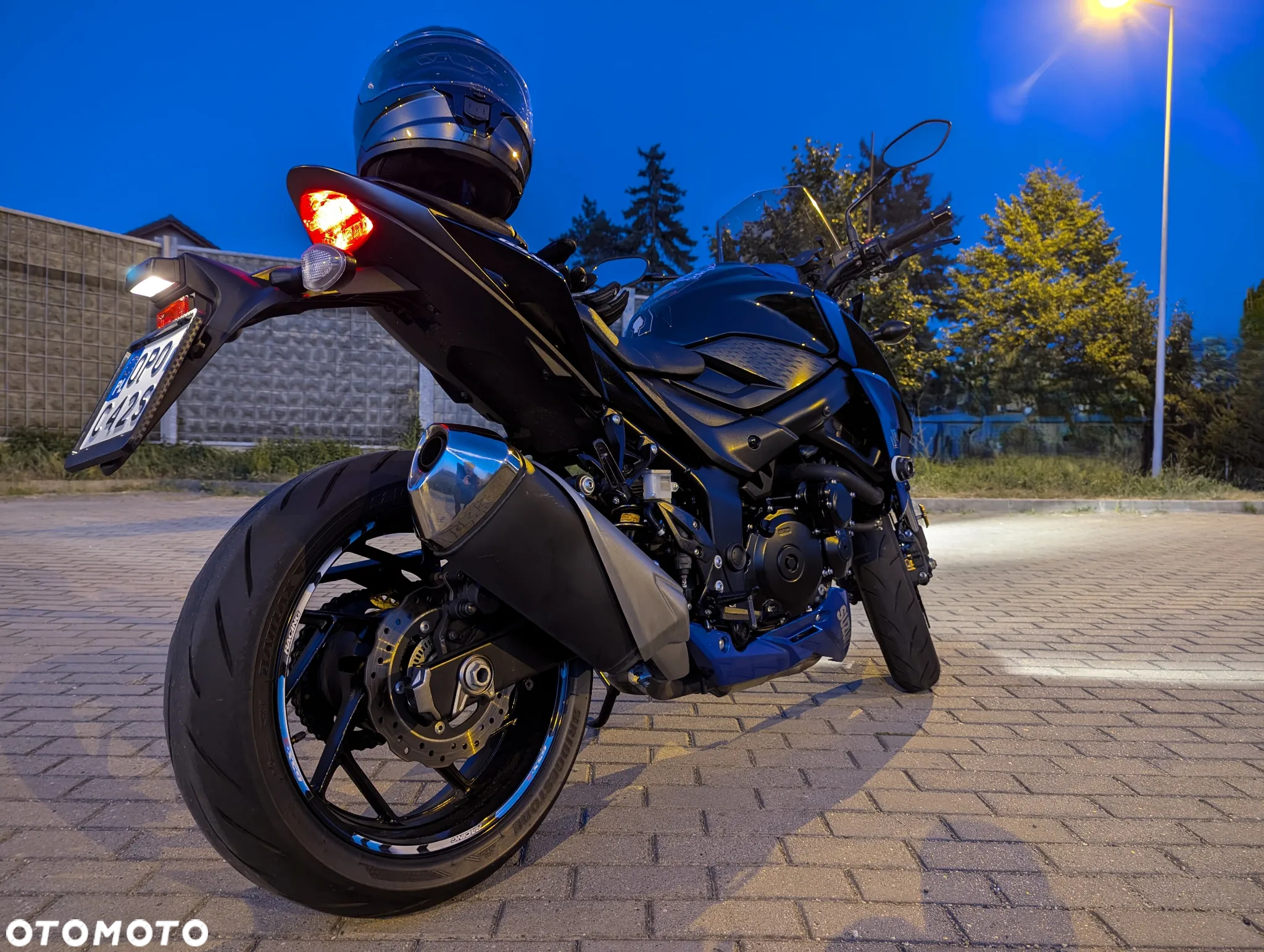 Suzuki GSX - 10