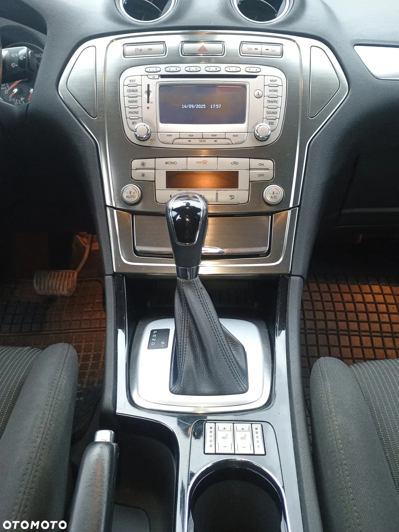 Ford Mondeo 2.0 SCTi Titanium - 5