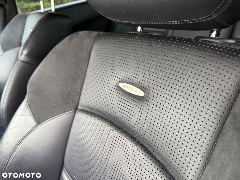 Mercedes-Benz CLS 63 AMG 7G-TRONIC - 31