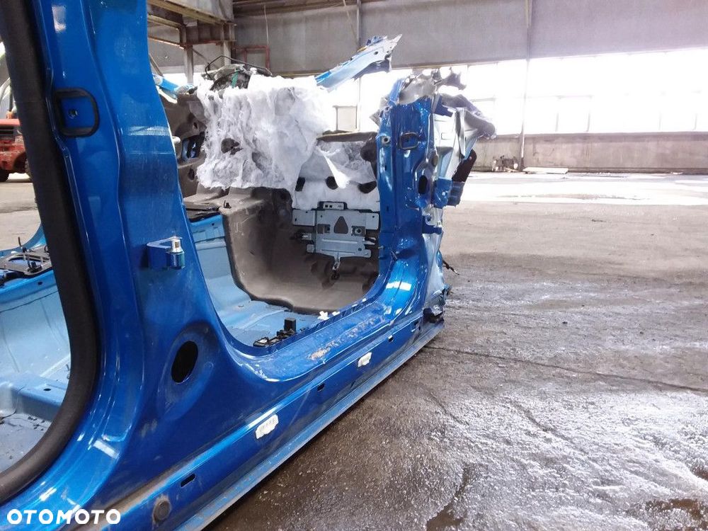 ALFA ROMEO STELVIO Q4 PRÓG PRAWY SŁUPEK DŁUGI 756 - 3