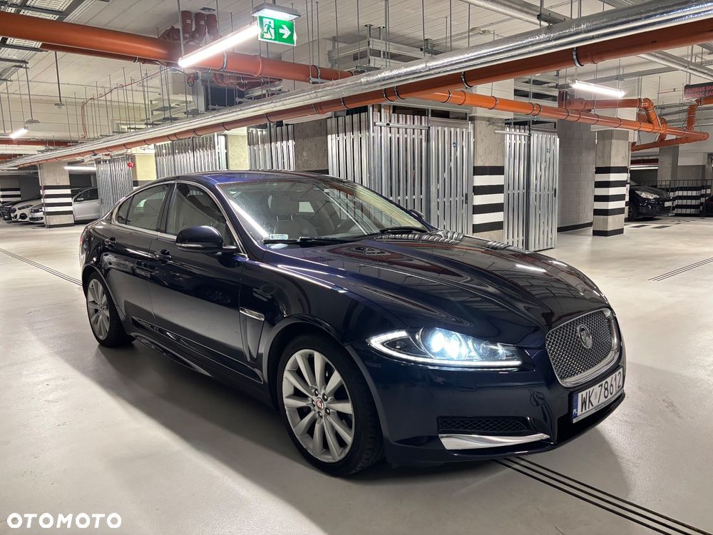 Jaguar Xf 2013 photo 2