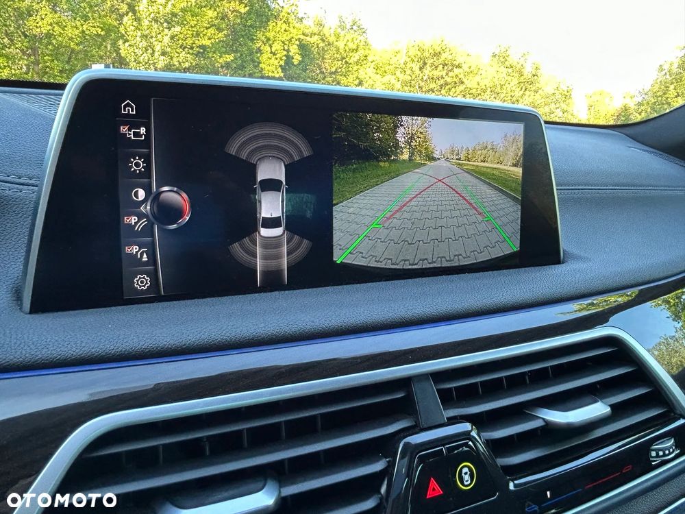 BMW Seria 7 740d xDrive - 13