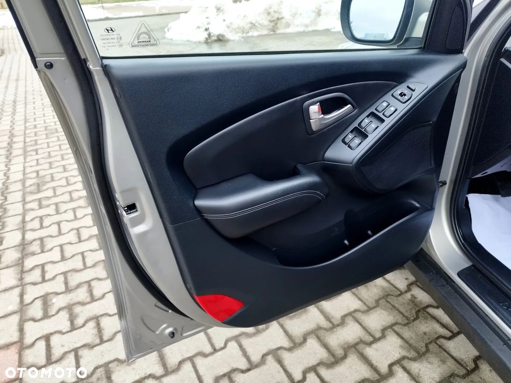 Hyundai ix35 2.0 2WD Style - 21