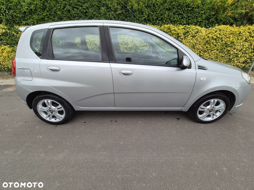 Chevrolet Aveo 1.4 16V LT - 2