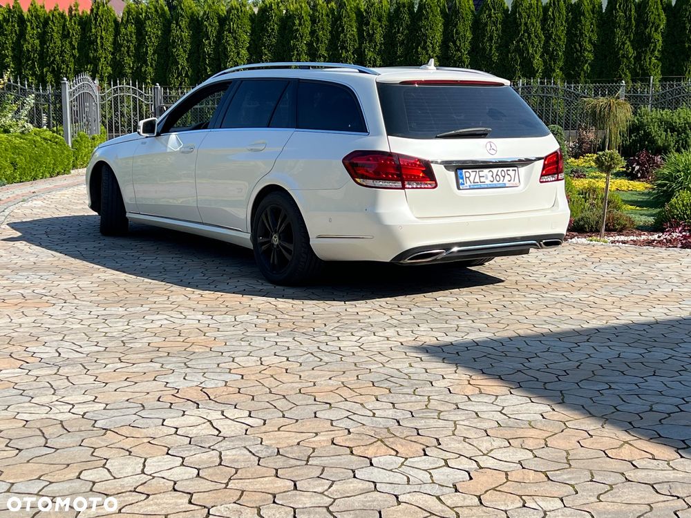 Mercedes-Benz Klasa E - 33