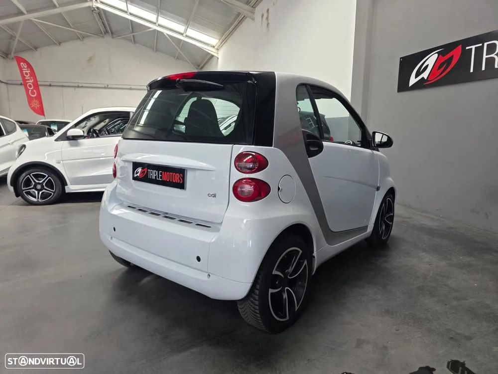 Smart ForTwo Coupé 0.8 cdi Passion 54 Softouch - 5