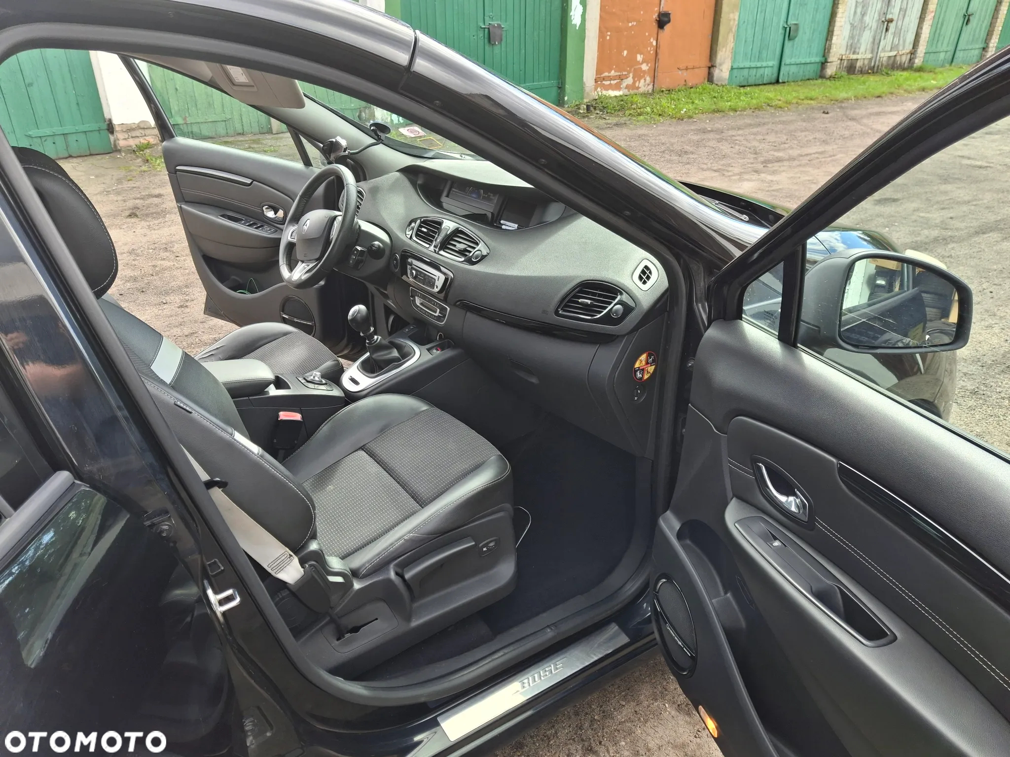 Renault Scenic 1.6 dCi Energy Bose Edition - 12