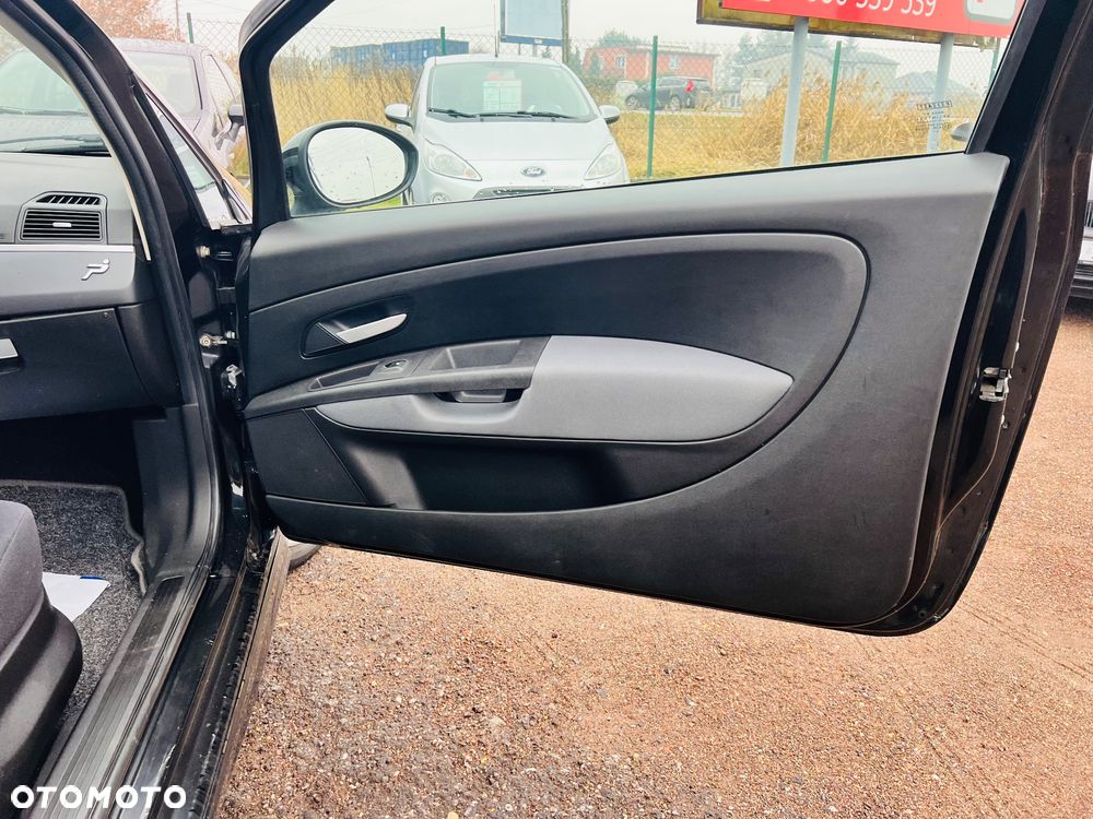 Fiat Grande Punto 1.4 16V Dynamic - 26